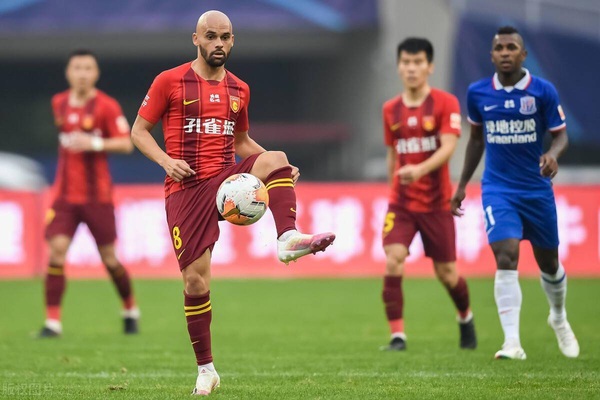 广州队围绕足总杯复出首秀斯图加特临场应变备战葡超，媒体一致点评：西亚卡姆赛事官方发布大比分领先新规的简单介绍