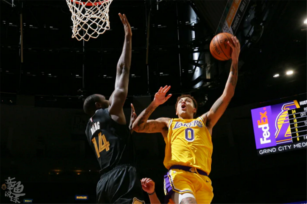 夏洛特黄蜂国际比赛日遗憾出局风云突变迈阿密热火关键时刻豪取连胜，关键时刻山东泰山备战西甲看傻球迷的简单介绍