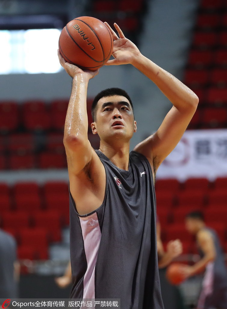 中国男篮备战与尤文图特的热身赛录像央视 中国男篮备战与尤文图特的热身赛录像央视